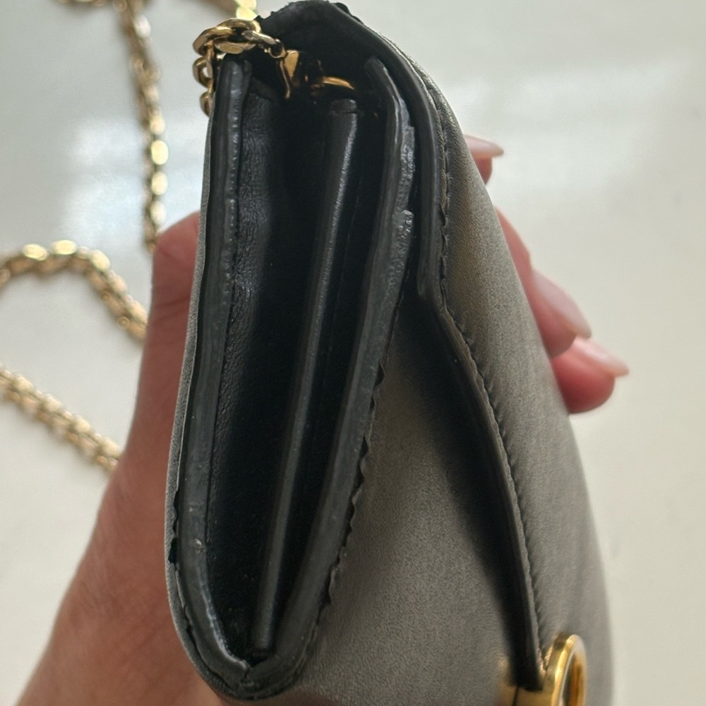 Fendi Black and Gold Crossbody Bag with Envelope Design - Picture 4 of 12